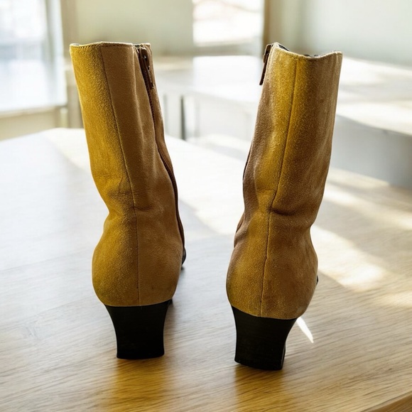 Etienne Aigner Camera Suede Camel Tan Leather 2” Heel Ankle Boots, 8M - Picture 3 of 10